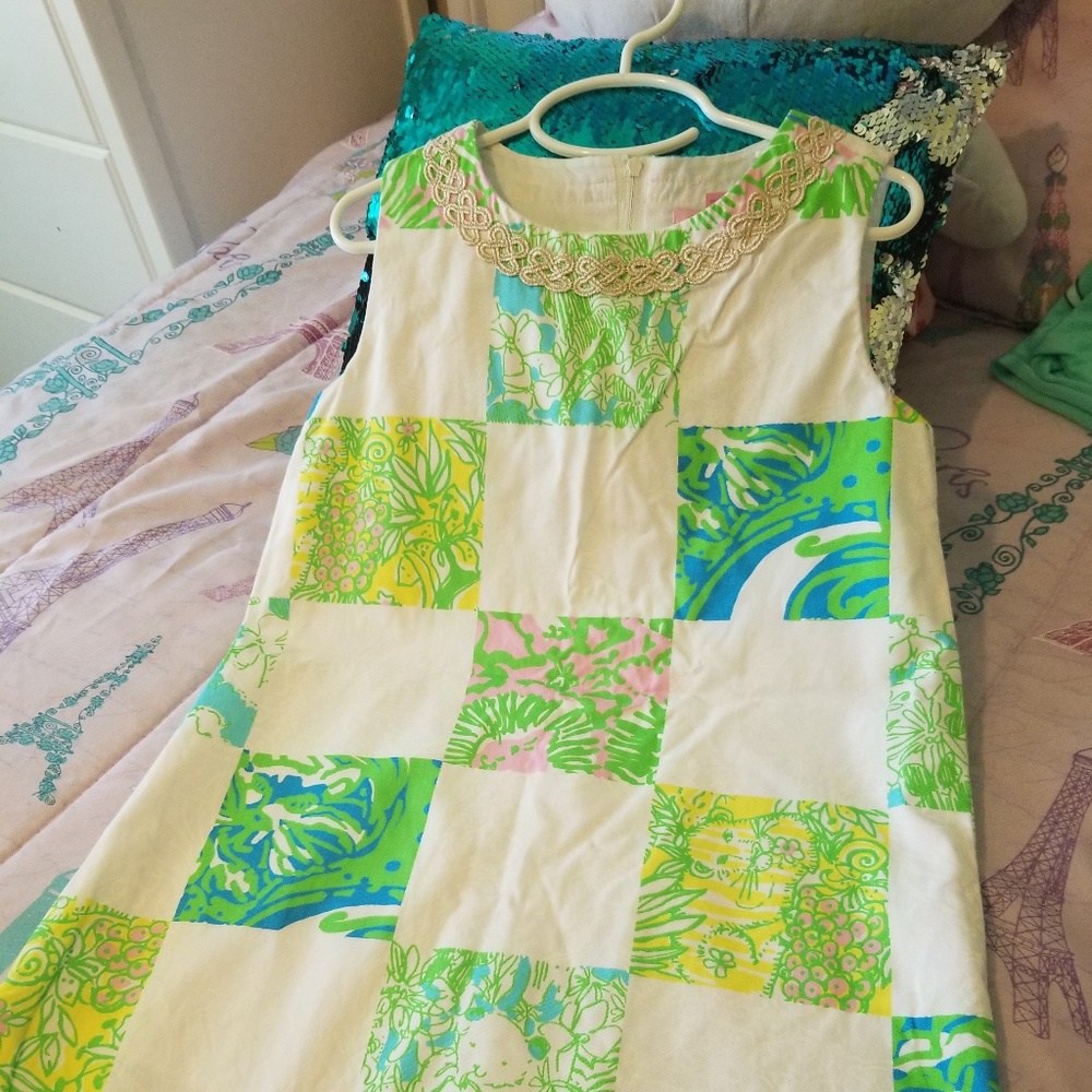 Girls dress